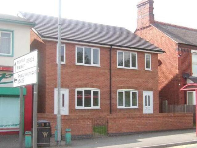 House for rent in Lyons, Greater London