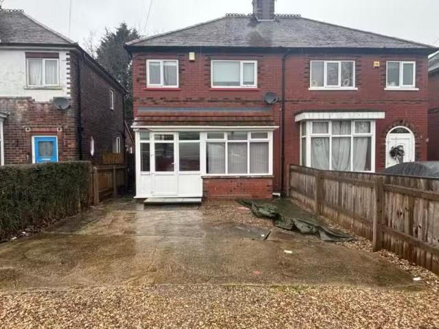 House for rent in Nunsthorpe, Bradley