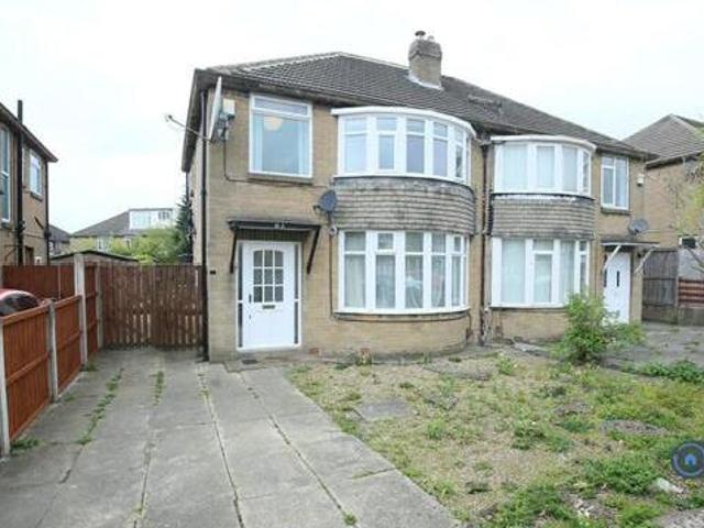 House for rent in Carr Manor, Moor Allerton