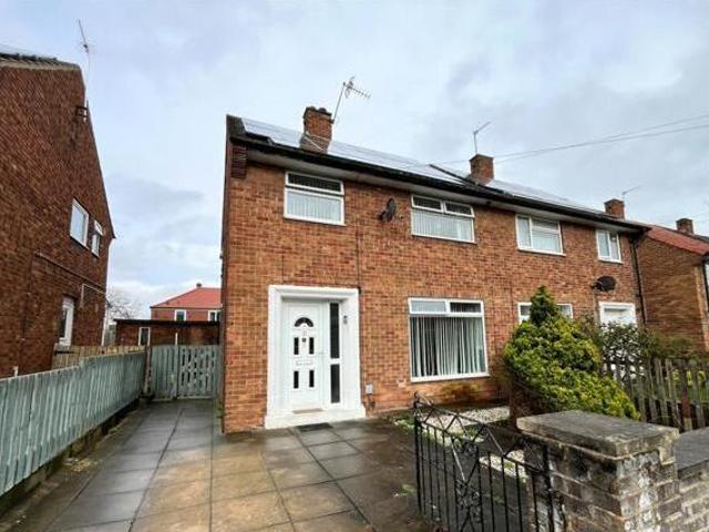 House for rent in Scholes, West Yorkshire