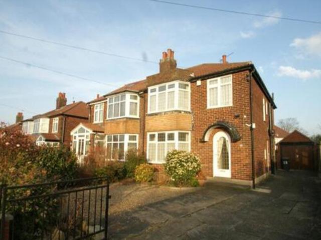 House for rent in Carr Manor, Moor Allerton