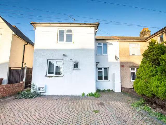 House for rent in Leigh, Pachesham Park