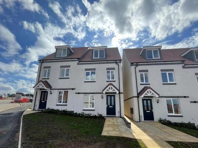 House for rent in Lichfield, Boley Park