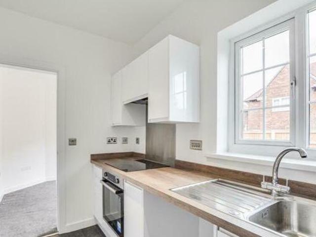 House for rent in Calderstones