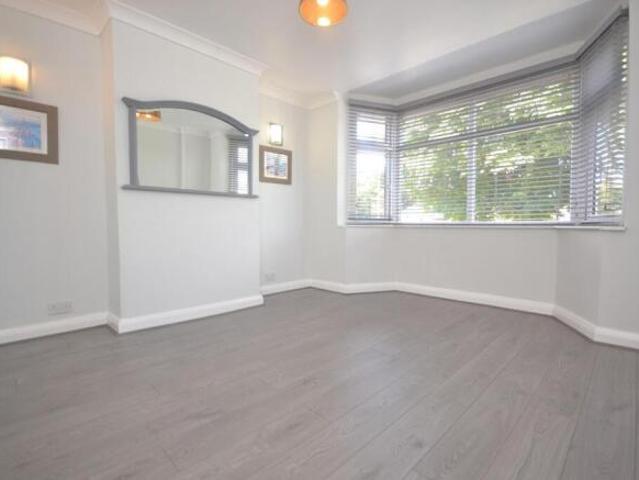 Farm for rent in Earley, Wokingham