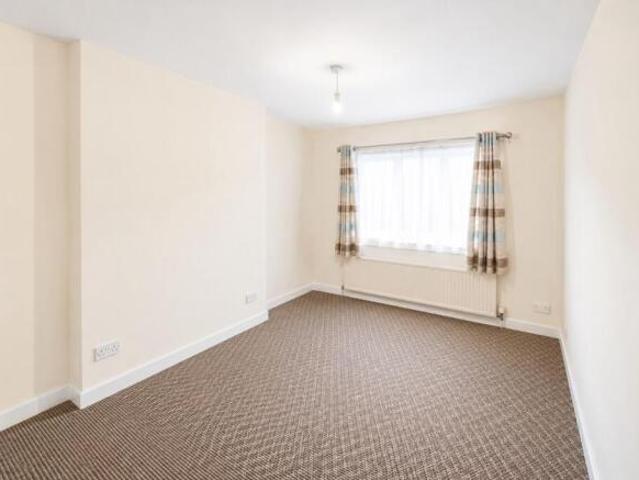 Farm for rent in Alwoodley, West Yorkshire