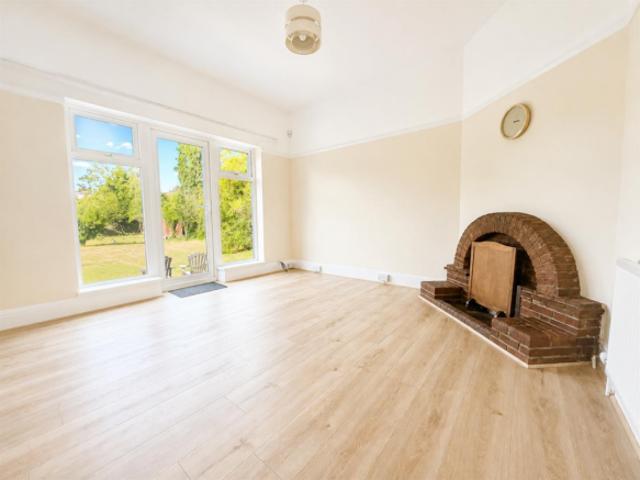 Farm for rent in Chingford, Greater London