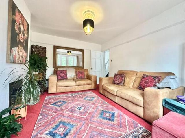 Farm for rent in Chilworth Old Village, Test Valley
