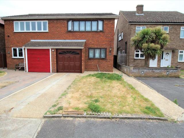 Semi Detached House for rent in Rainham Semi Detached House for rent in Rainham