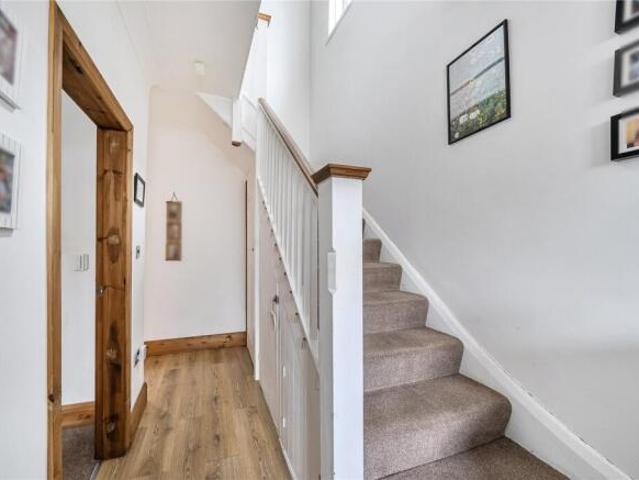 Farm for rent in Cat Hill, England