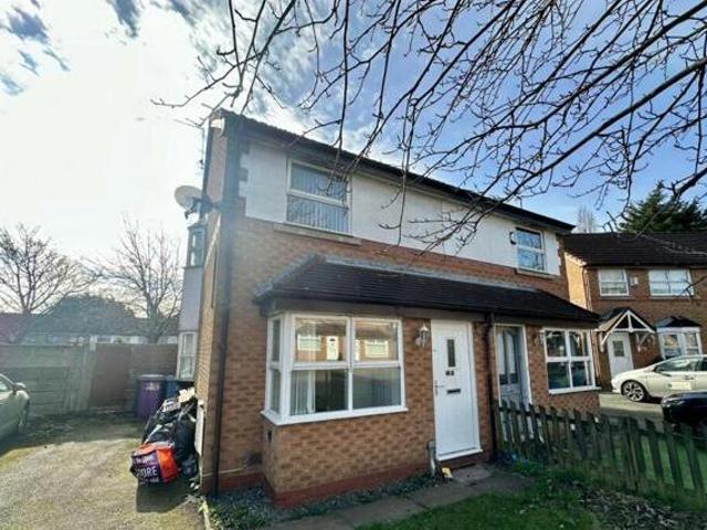 House for rent in Calderstones