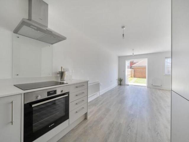 Farm for rent in Sandown Park, Kent