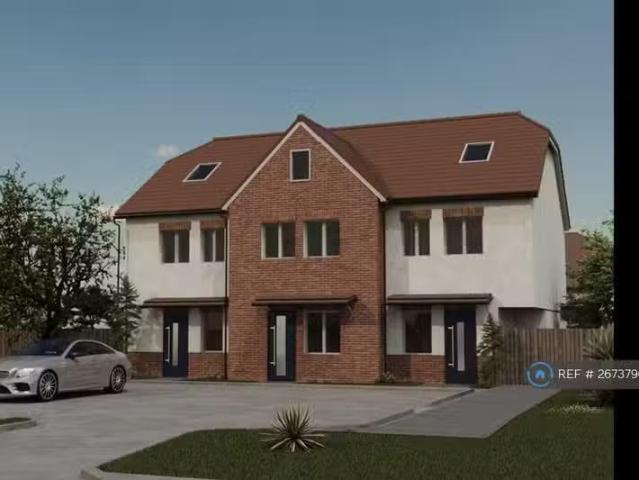 House for rent in London Borough of Croydon, Selsdon