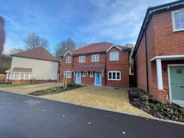 House for rent in The Butts, Kent