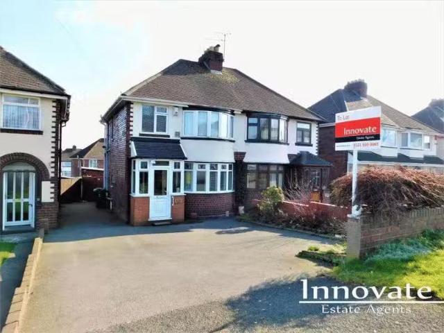 House for rent in Carterhatch, Greater London