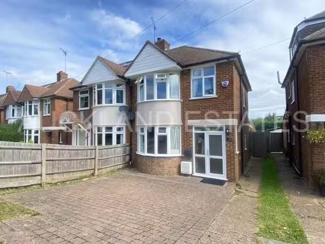 House for rent in Potters Bar, Hertfordshire