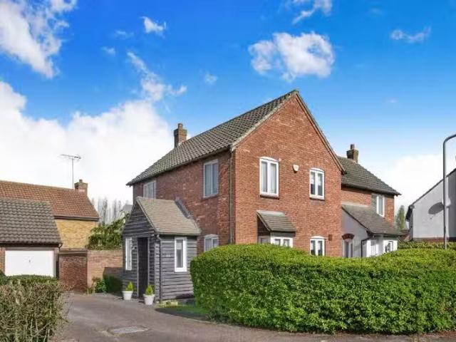 House for rent in Ilford, Greater London