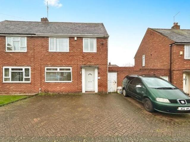 House for rent in Brierley Hill, West Midlands