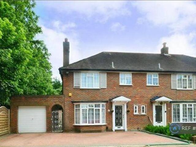 House for rent in Pinner, Greater London