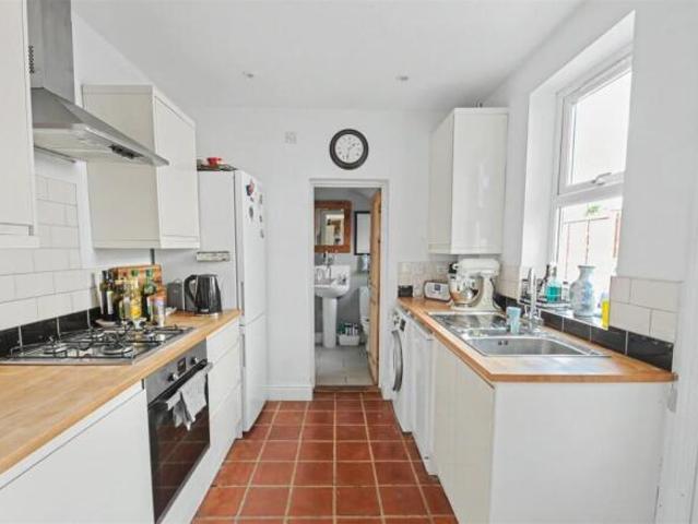 Farm for rent in Maidenhall, Key Street