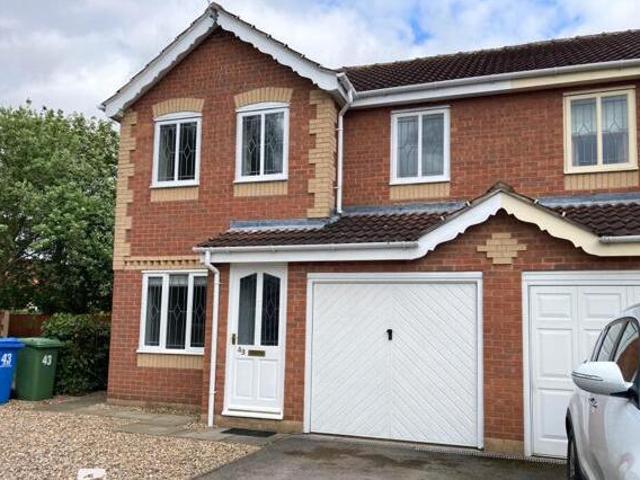 House for rent in Hallcroft, Costhorpe