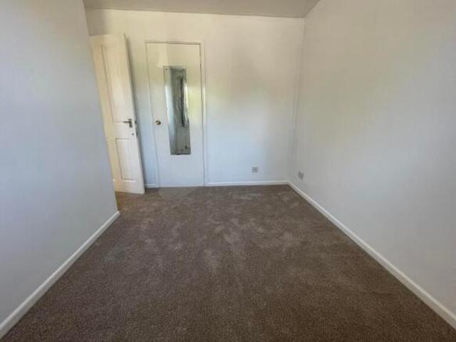 Farm for rent in Toothill, Swindon