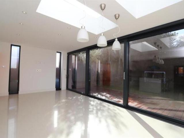 Farm for rent in Navestock Side, Essex