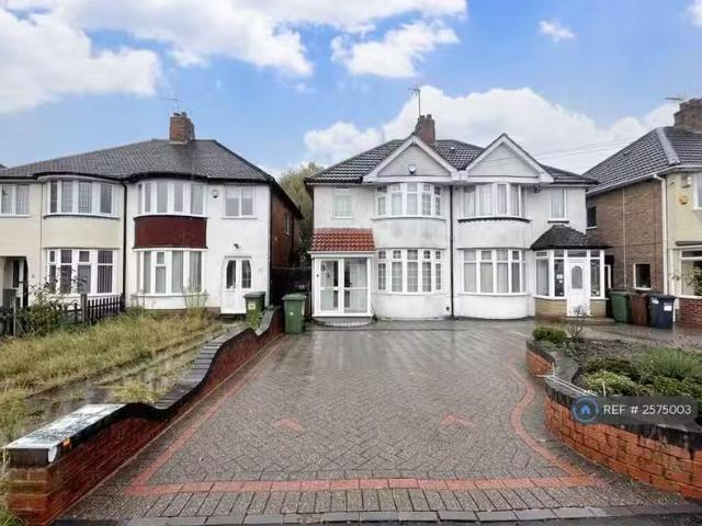 House for rent in Olton, West Midlands