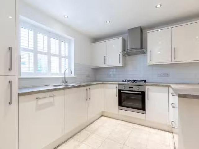 House for rent in Alstone, Golden Valley