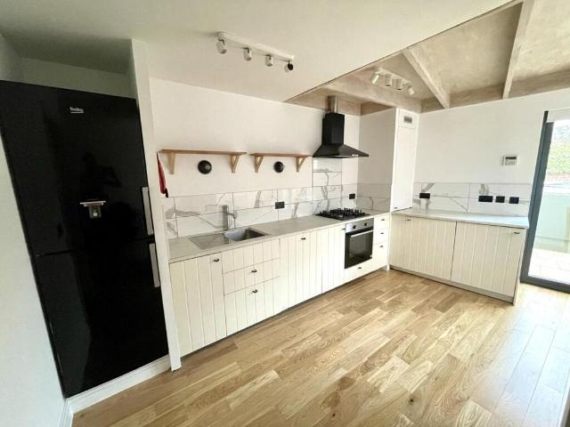 Farm for rent in London