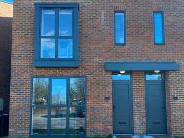 House for rent in Lyons, Greater London