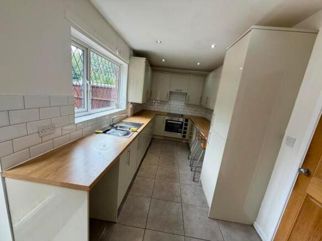 Farm for rent in Fallowfield, Manchester