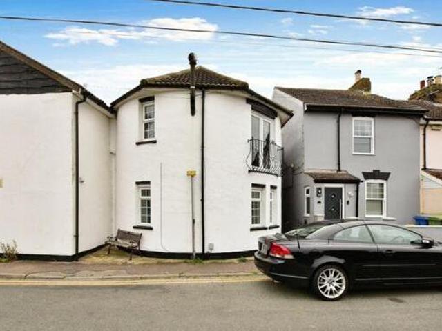 House for rent in Oad Street, Kent