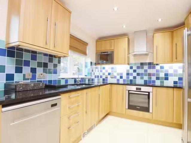 House for rent in Fole, Surrey