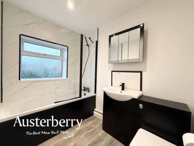 Farm for rent in Longton, Stoke-on-Trent