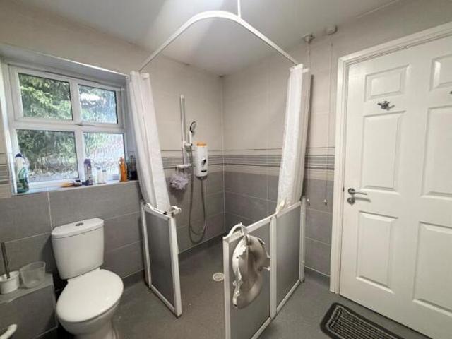 Farm for rent in Sydenham, Green Close