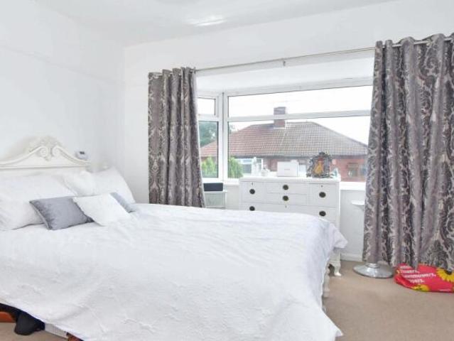 Farm for rent in Burslem, Stoke-on-Trent