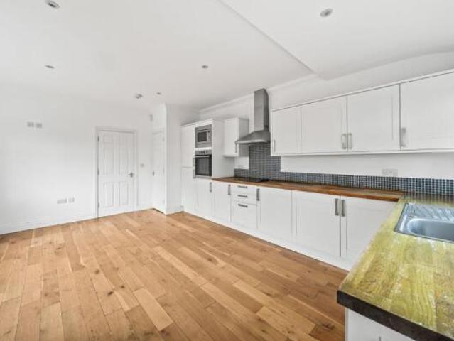 Farm for rent in Carshalton, Greater London