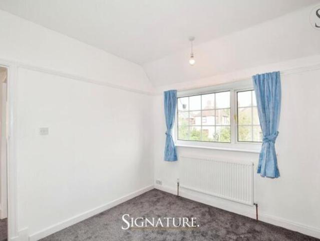 Farm for rent in Pinfold, Leicestershire