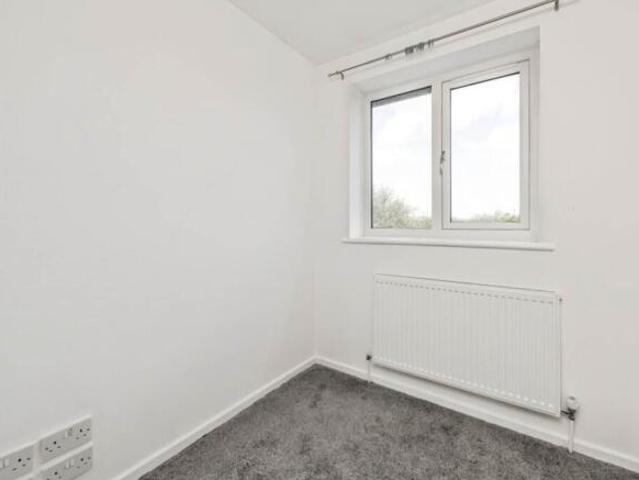 Farm for rent in Armitage Bridge, West Yorkshire
