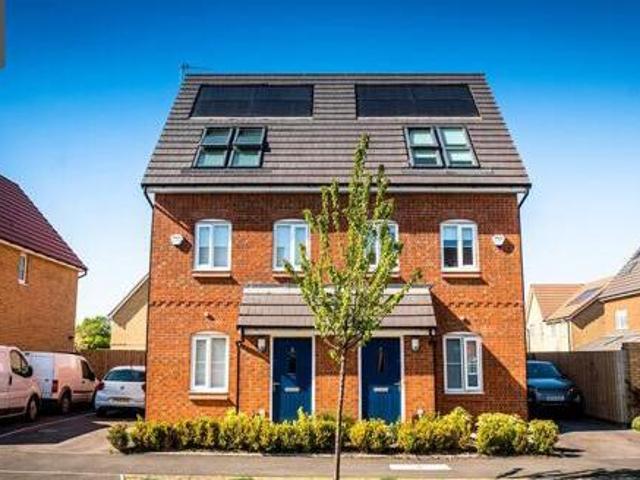 House for rent in Lyons, Greater London