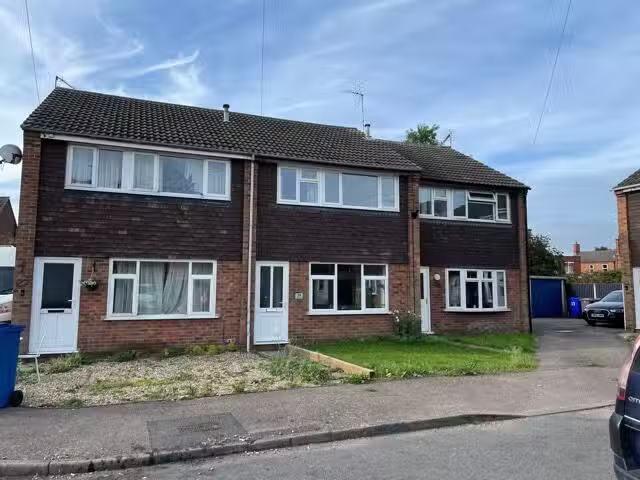 House for rent in Caldermill, East Midlands