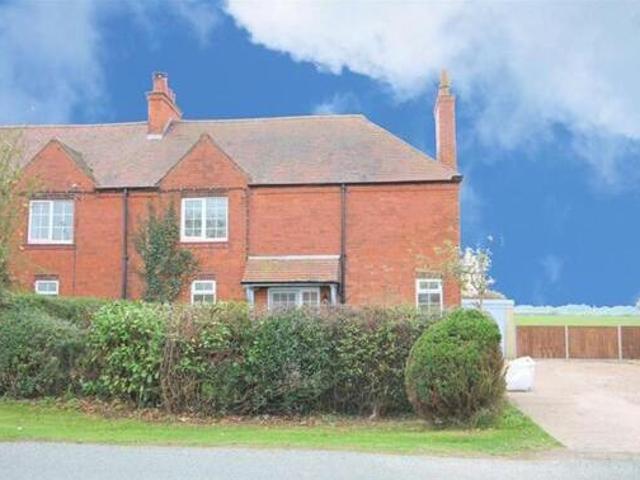 House for rent in Kettlebrook, Staffordshire