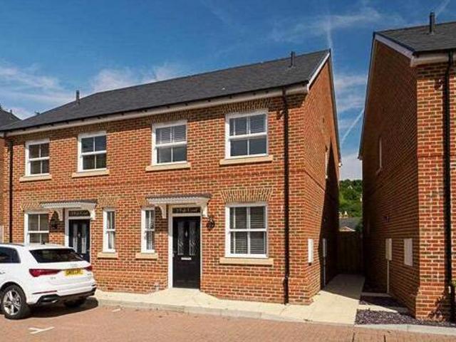 House for rent in Lyons, Greater London