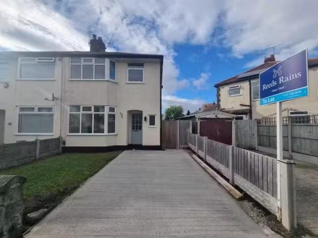 House for rent in Rossmore, Cheshire