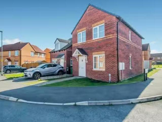 House for rent in Tong Street