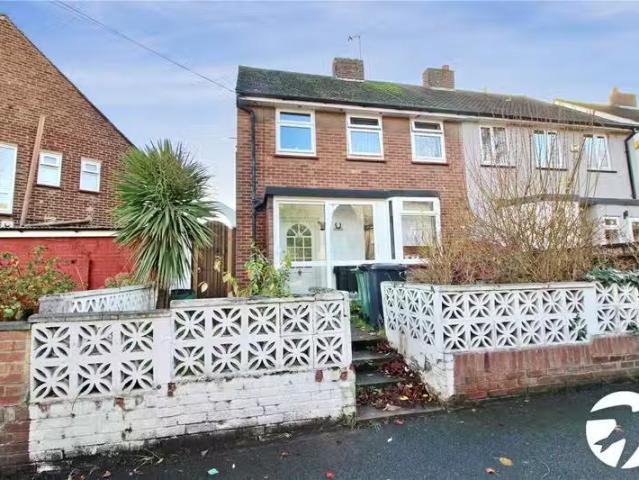 House for rent in Swanscombe and Greenhithe, Monks Orchard