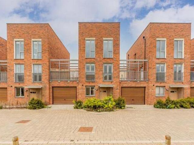 House for rent in Lyons, Greater London