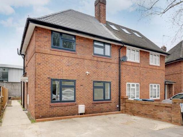 House for rent in Twickenham, Greater London