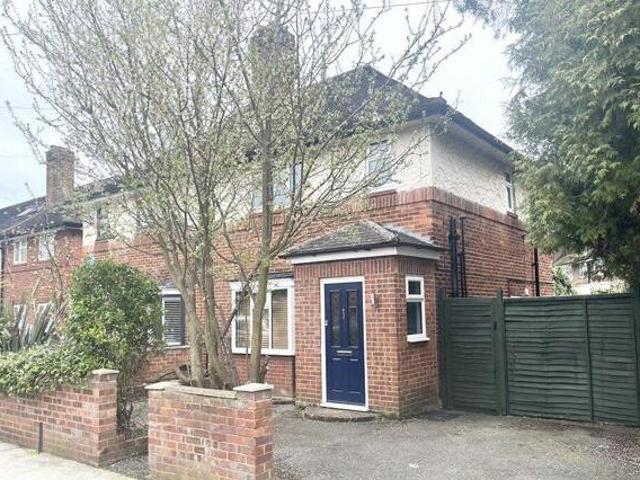 House for rent in Twickenham, Greater London